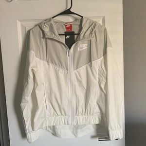 Nike windrunner jacket